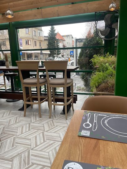 B4 Market Strada Locotenent Aviator Radu Beller 54