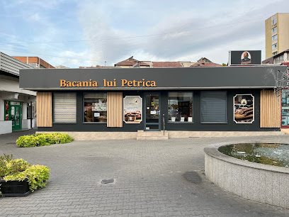 Băcănia lui Petrică Piața Nord Strada Henri Coandă 2