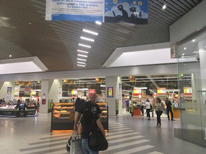 Carrefour Strada Ziduri Moși 23