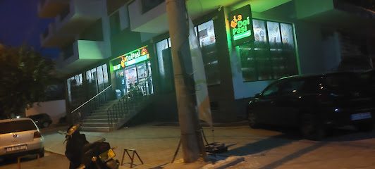 La Doi Pași Strada 1 Mai