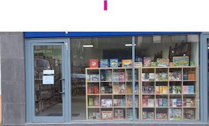 Librăria Dávid Könyvesbolt Strada Petőfi Sándor 34