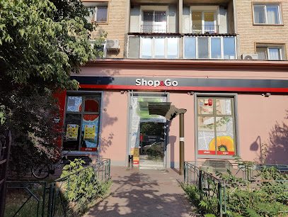 Mega Image Shop & Go Strada Poenaru Bordea 3